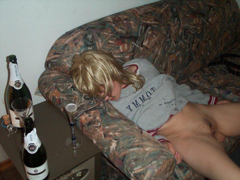 Фото пьяных голых жен.