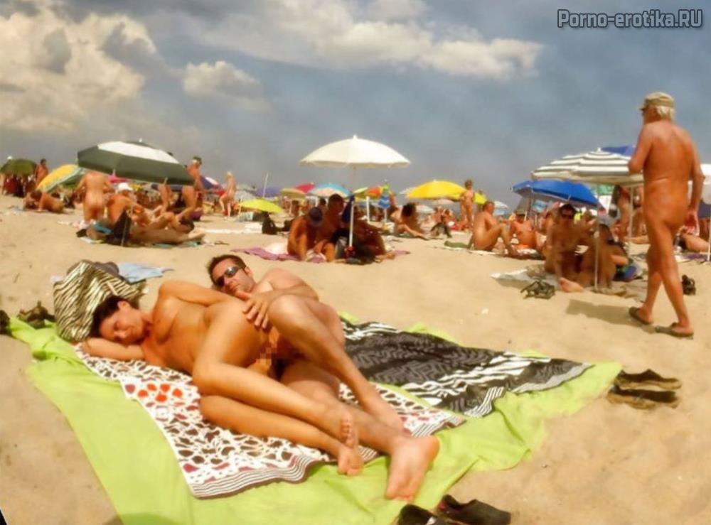 Трах нудистов на пляже